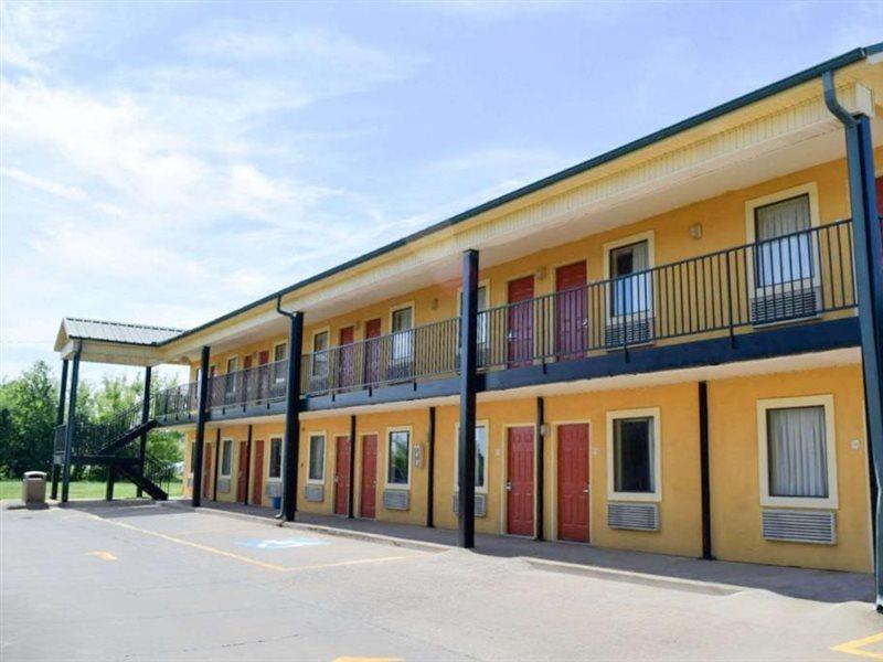Econo Lodge Джонсборо Экстерьер фото