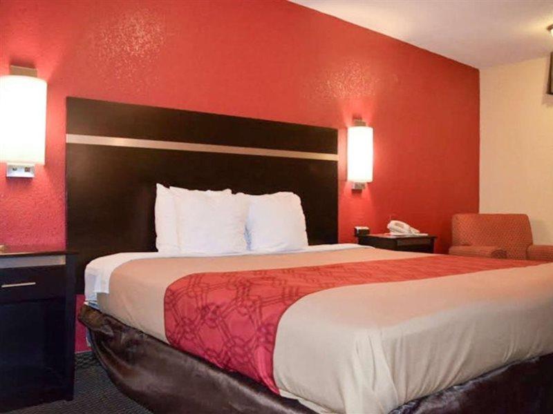 Econo Lodge Джонсборо Экстерьер фото