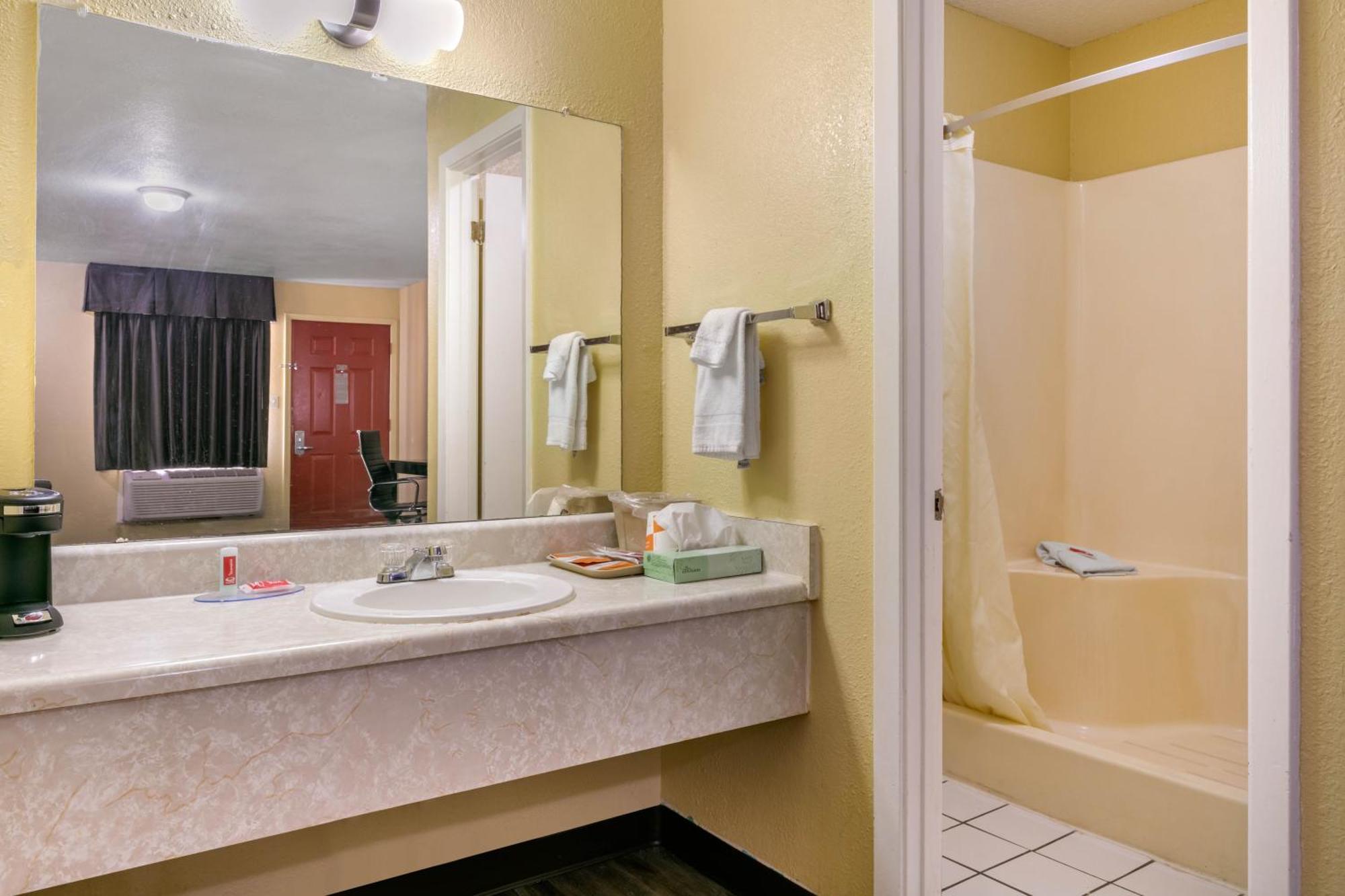 Econo Lodge Джонсборо Экстерьер фото