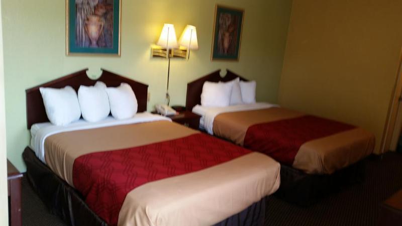 Econo Lodge Джонсборо Экстерьер фото