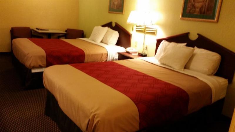 Econo Lodge Джонсборо Экстерьер фото